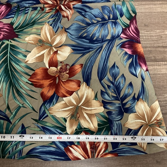 Hilo Hattie Women’s Midi Dress Floral Tropical Hawaiian Vacation Short Sleeve M - Picture 9 of 14